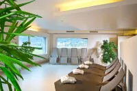 Hotel Penz West - 4-Star