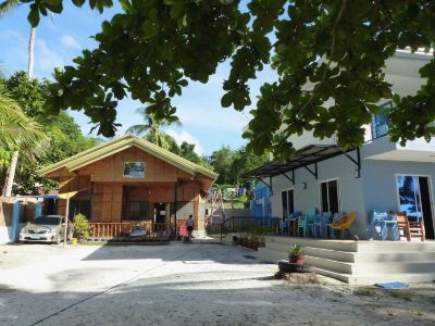 D & B Bluestar Beach Resort