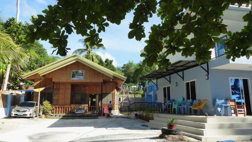 D & B Bluestar Beach Resort