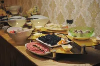 Golden Lake Hotel - breakfast