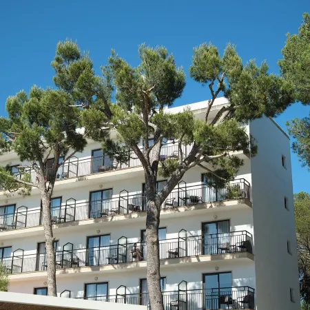 Hotel Playa Mondrago