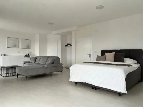 CHATEL - Boutique Suites - balcony