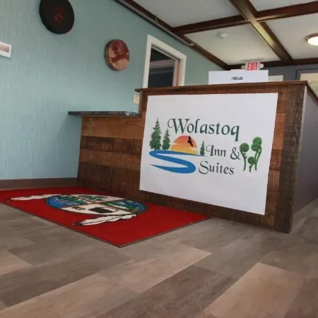 Wolastoq Inn and Suites