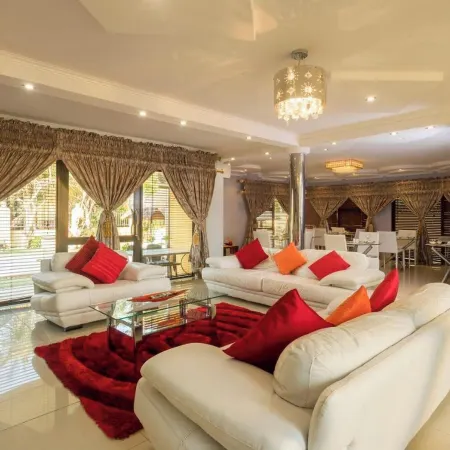 Room-Ezulwini Guest House - Queen Room w