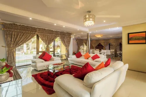Room-Ezulwini Guest House - Queen Room w - Pensions
