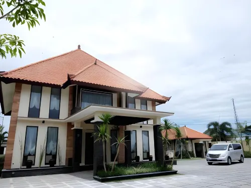 Efa Hotel Banjarmasin - parkir