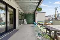 Bohemian Hideaway | RiNo Art Lofts - Homestays