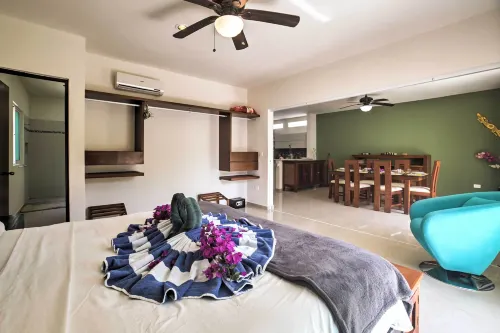 Casa Esmeralda w/ Pool Access & Furnished Patio! - Villas