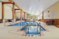Wyndham Garden Madison Fitchburg - Pool