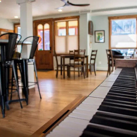 Clear Creek Inn