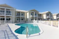 Palm Suites Trademark Collection by Wyndham - Beach