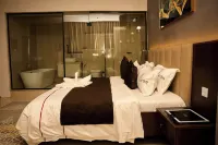 Treal Hotels & Suites - Quầy bar