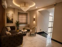 Qotel Comfort Oasis Rajouri Garden - New