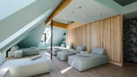 4K - spa