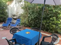 Carlo apartment in villa near the sea - wi-fi - Parvekkeita