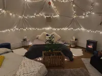 Pewsey Countryside Dome - Dog Friendly - Fire pit - 2-Star
