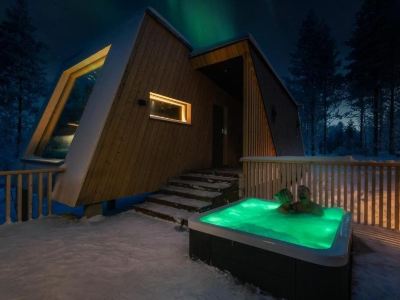 Lapland Glow Hotel Chalets