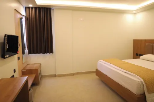 Majestic Meridian - 2-Star