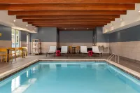 Home2 Suites by Hilton Bowling Green - Swimmingpools