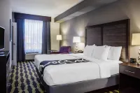 La Quinta Inn & Suites by Wyndham Lynchburg at Liberty Univ. - WiFi
