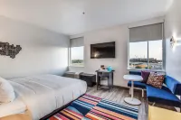 Aloft Dallas Arlington Entertainment District - Pools