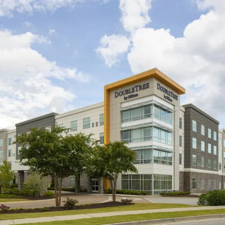 DoubleTree by Hilton Greenville Woodruff Road