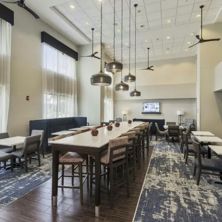 Hampton Inn & Suites Orlando-Apopka