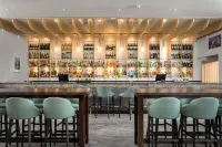Langstone Quays Resort, Portsmouth - Bares