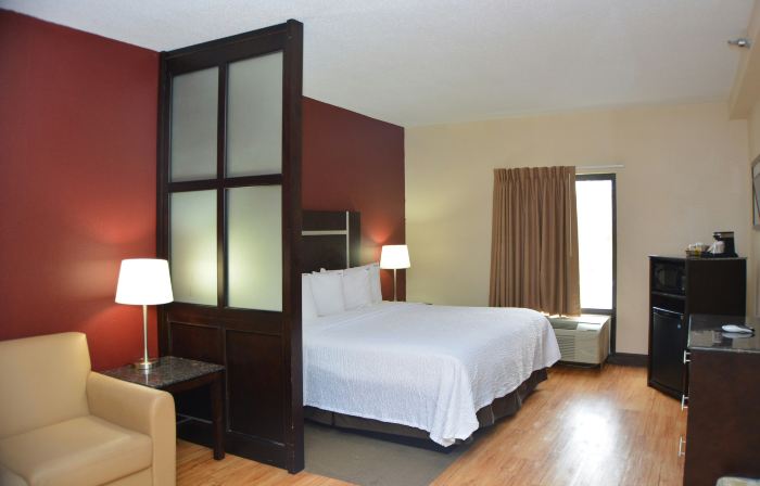 Red Roof Plus+ & Suites Chattanooga - Downtown