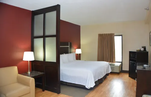 Red Roof Plus+ & Suites Chattanooga - Downtown - Bintang 2
