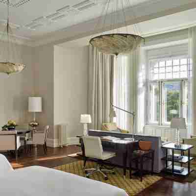 Four Seasons Hotel Gresham Palace Budapest Rooms