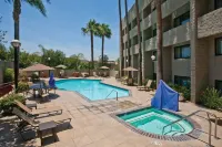 DoubleTree by Hilton Rosemead - Hot Tub