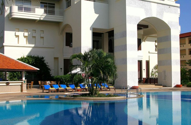 Waterfront Suites Phuket by Centara photo 5