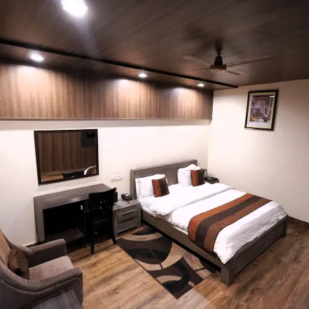 Spring Hill Resort Pathankot