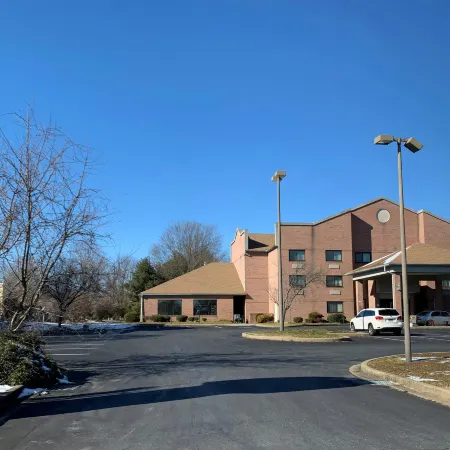 Red Roof Inn & Suites Chestertown