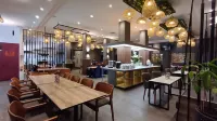 Hotel Roditha - 3-Star