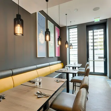Premier Inn Berlin Alexanderplatz Hotel