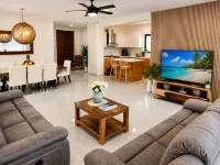 私人泳池別墅 三卧室 門禁社區 距市中心10分鐘(Private Pool Villa 3BR Gated 10 Min Downtown) - 精品