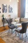 Downtown Spacious Industrial420 Friendly Loft Apt with Free Parking on Street - Condos