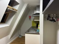 Apartment - Sleeps 1 - On Street Parking - Tv - 2 Sao