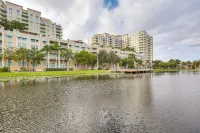 Resort Condo ~ 1 Mi to Boynton Beach Access! - balcony