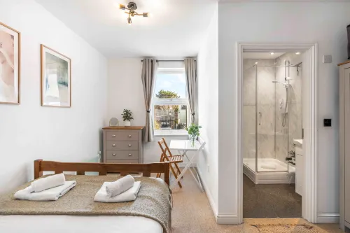 Queens Cove with Seaviews | By My Getaways - 2 tähden