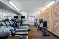 La Quinta Inn & Suites by Wyndham Fremont / Silicon Valley