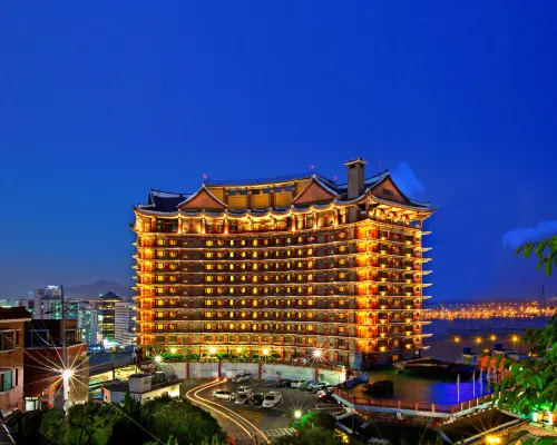 Commodore Hotel Busan Hotels in Busan