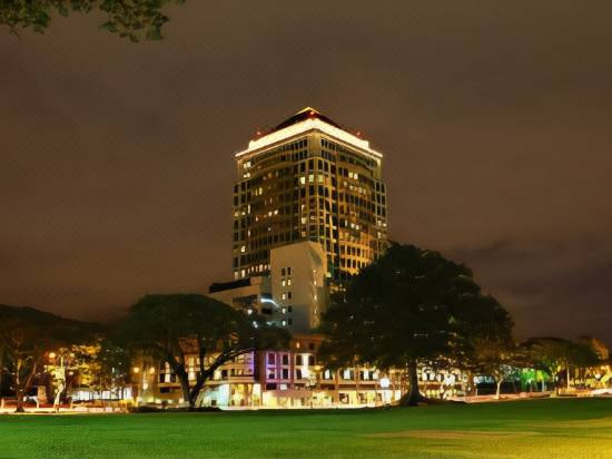 Merdeka Palace Hotel Suites Hotel Bintang 4 Di Kuching