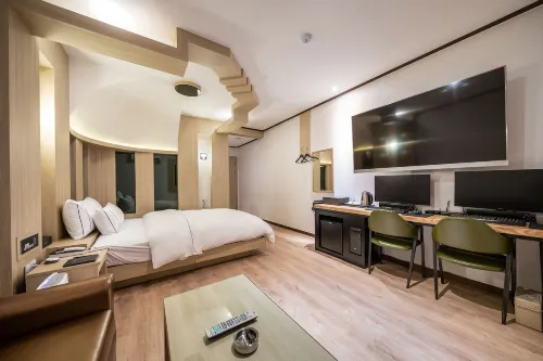 제이더블유호텔