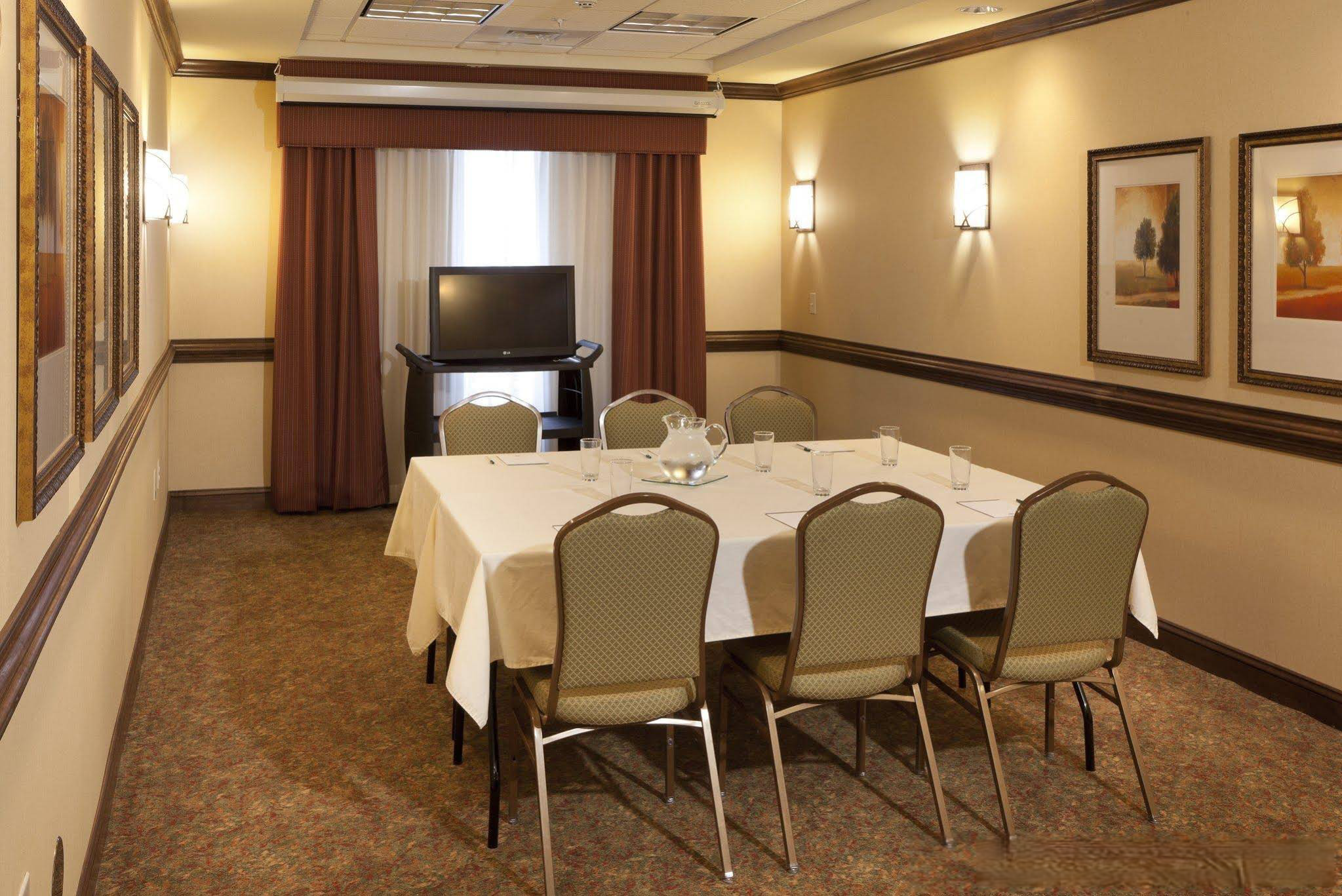 Country Inn & Suites by Radisson, Concord (Kannapolis), NC