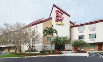 Red Roof Plus+ West Palm Beach