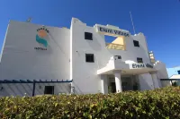 Eleni Holiday Resort Hotel dekat St George Beach