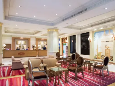 The Palazzo Hotel Hotel dekat Eli Lilly Asia Inc